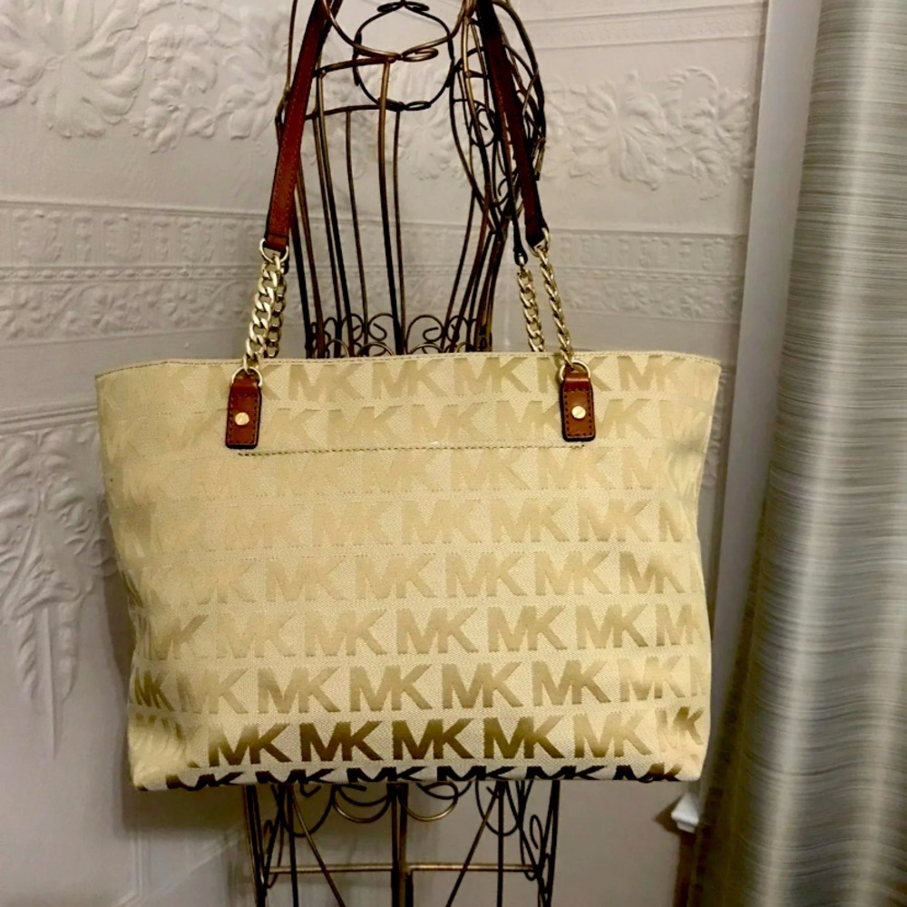 Michael Kors Tote